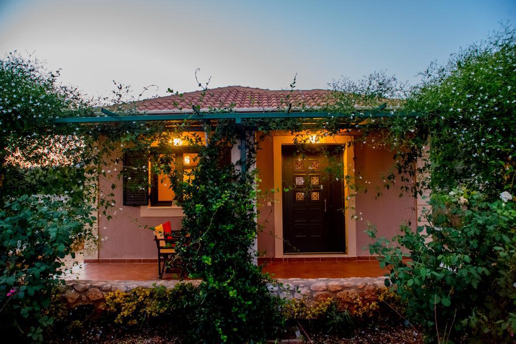 Korallis Villas Karavádhos Exteriér fotografie