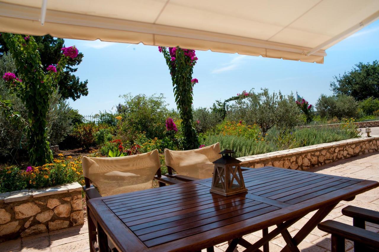 Korallis Villas Karavádhos Exteriér fotografie
